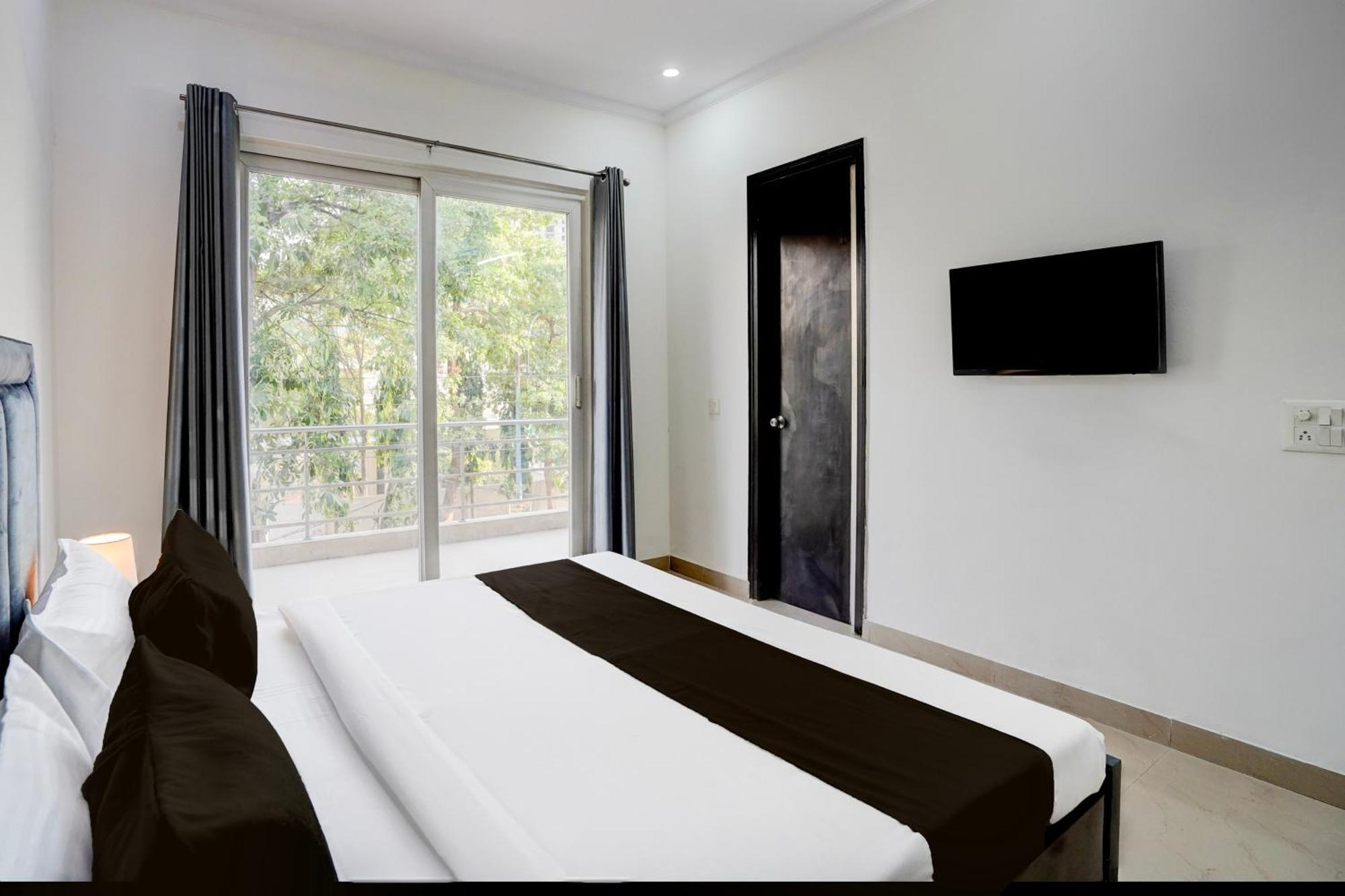 Super Townhouse Sector 53 Golf Course Road Apartment Gurgaon Exterior photo