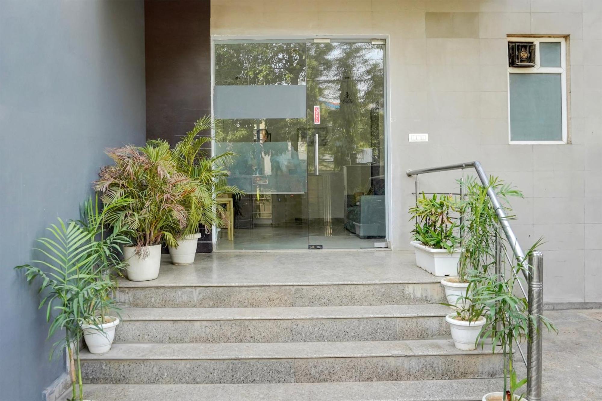 Super Townhouse Sector 53 Golf Course Road Apartment Gurgaon Exterior photo